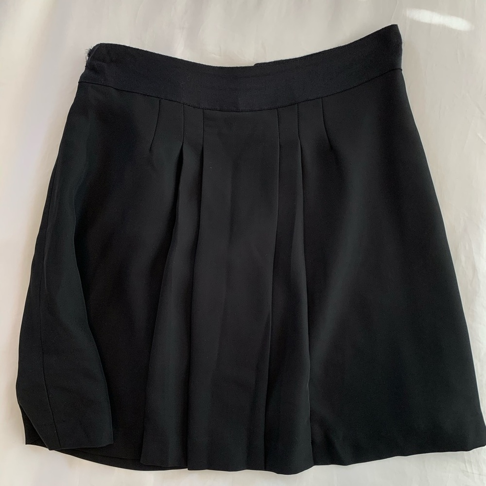Black GAP skirt